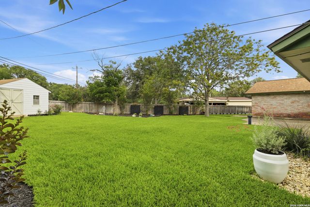 1223 Country Path, San Antonio, TX 78216