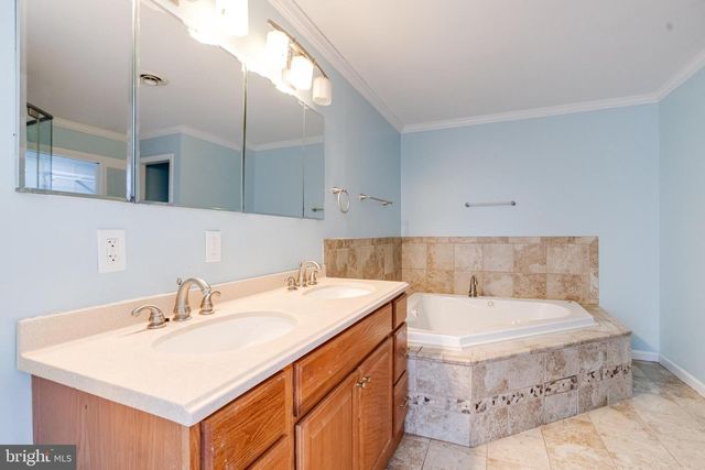 7815 FAIRGREEN RD, Baltimore, MD 21222