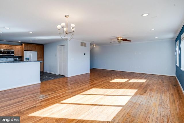 7815 FAIRGREEN RD, Baltimore, MD 21222