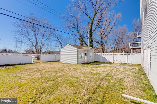 7815 FAIRGREEN RD, Baltimore, MD 21222