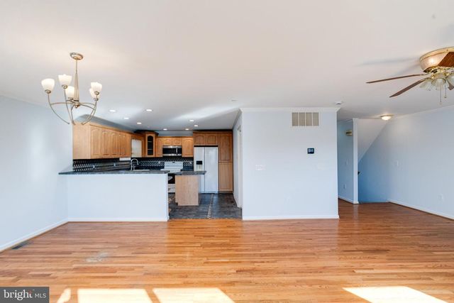 7815 FAIRGREEN RD, Baltimore, MD 21222