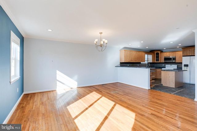 7815 FAIRGREEN RD, Baltimore, MD 21222