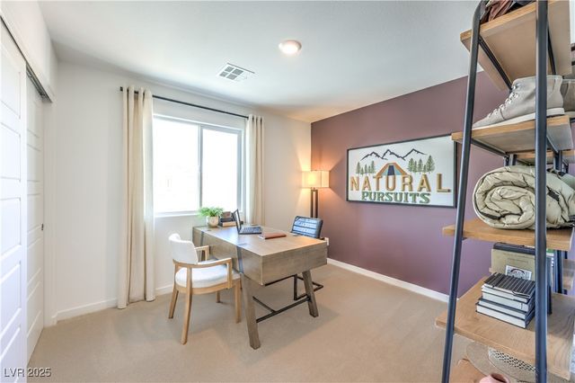 9382 AVA HATHAWAY Street 16, Las Vegas, NV 89178