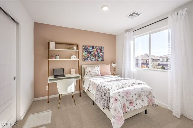 9382 AVA HATHAWAY Street 16, Las Vegas, NV 89178