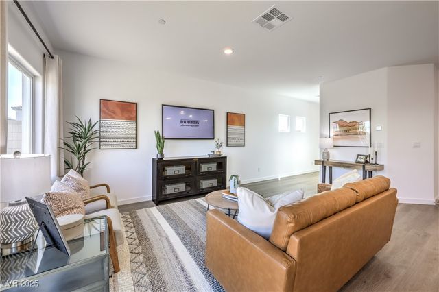 9382 AVA HATHAWAY Street 16, Las Vegas, NV 89178