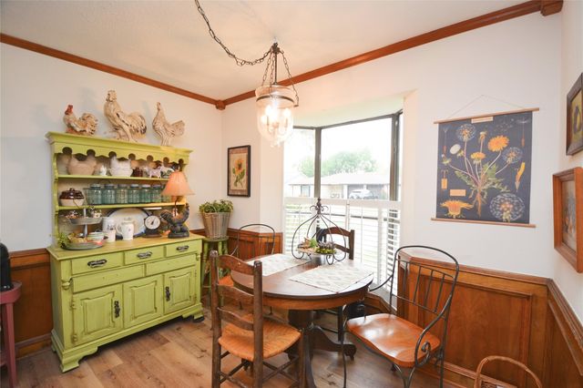 5117 Glenvalley Drive, La Porte, TX 77571