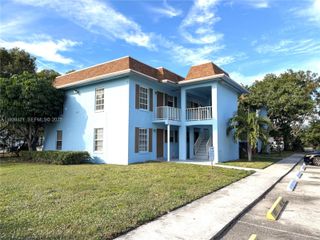 4951 Wedgewood Way 1, West Palm Beach, FL 33417