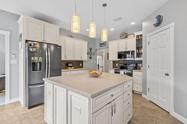 11563 Lilac Street, Demotte, IN 46310