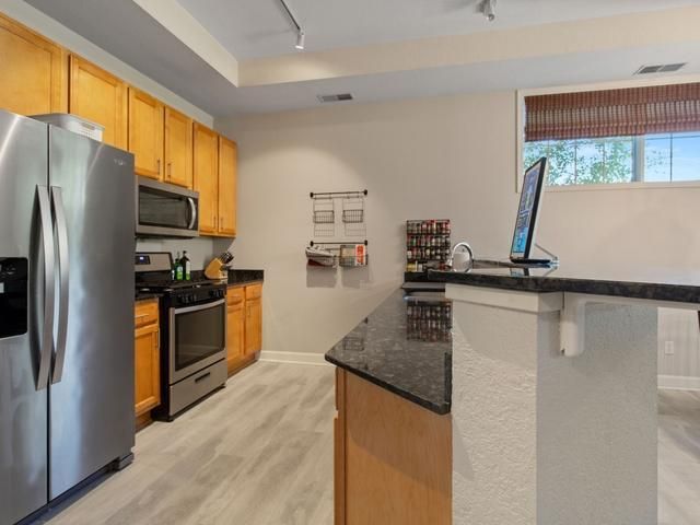 851 River Mews Court 105, Minneapolis, MN 55414