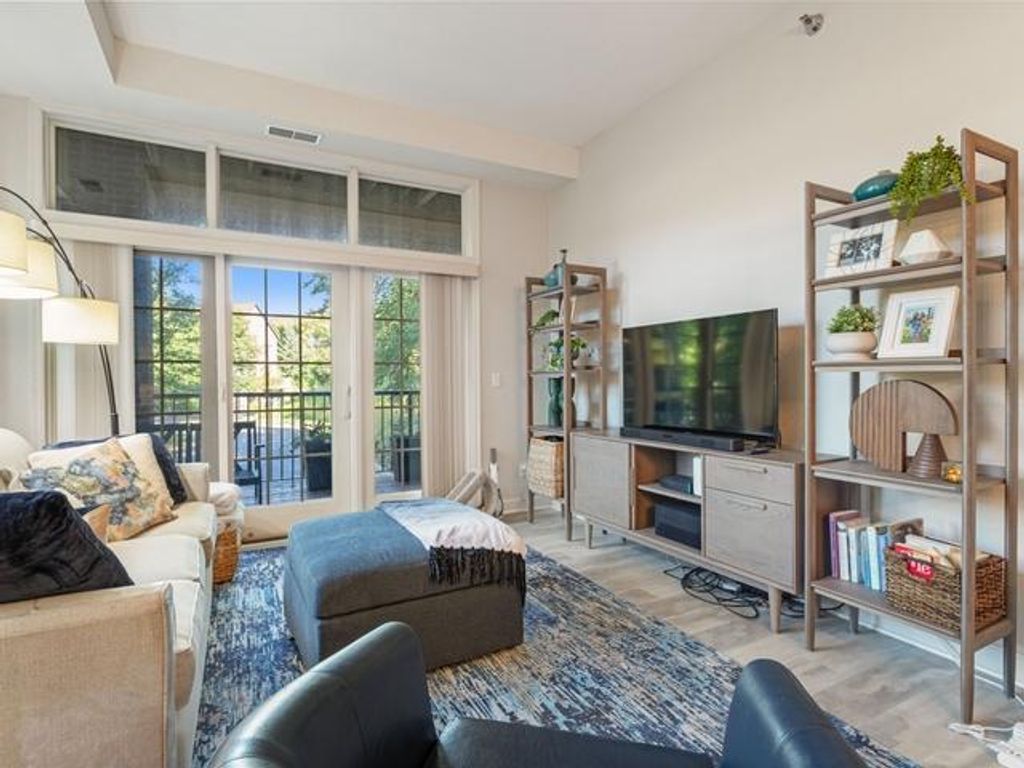 851 River Mews Court 105, Minneapolis, MN 55414 — photo 4