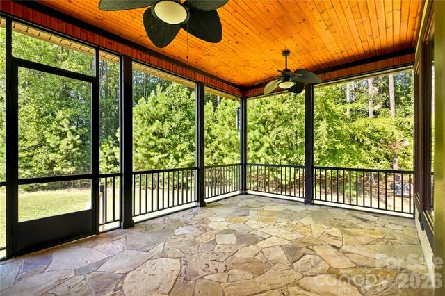 108 Washam Road, Mooresville, NC 28117