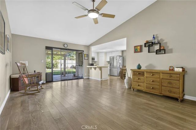 7036 Sedan, West Hills, CA 91307