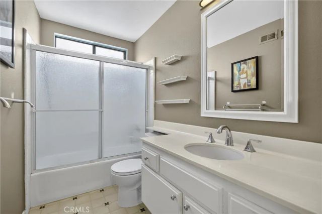 7036 Sedan, West Hills, CA 91307