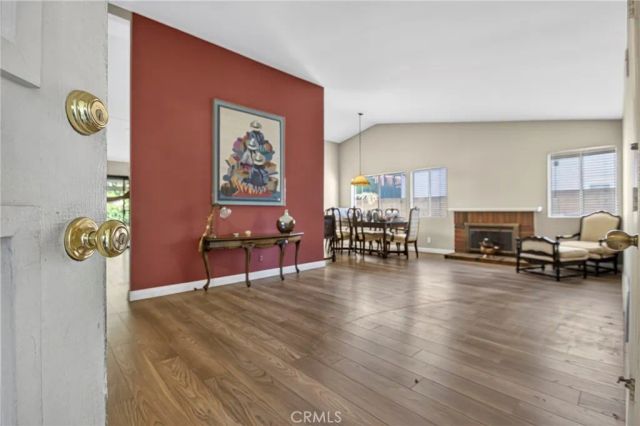 7036 Sedan, West Hills, CA 91307
