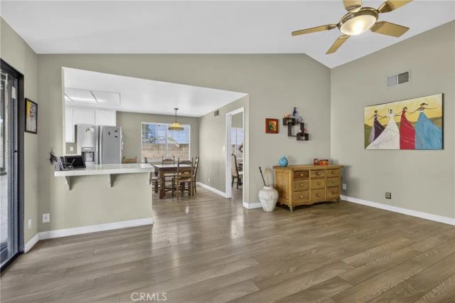 7036 Sedan, West Hills, CA 91307