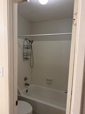 18800 Egret Bay Boulevard 500, Webster, TX 77058