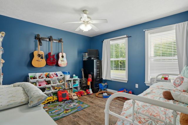 280 Switchboard Rd, Portland, TN 37148