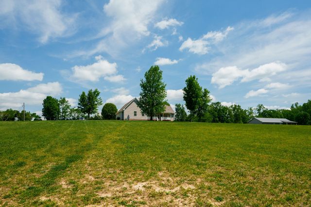 280 Switchboard Rd, Portland, TN 37148