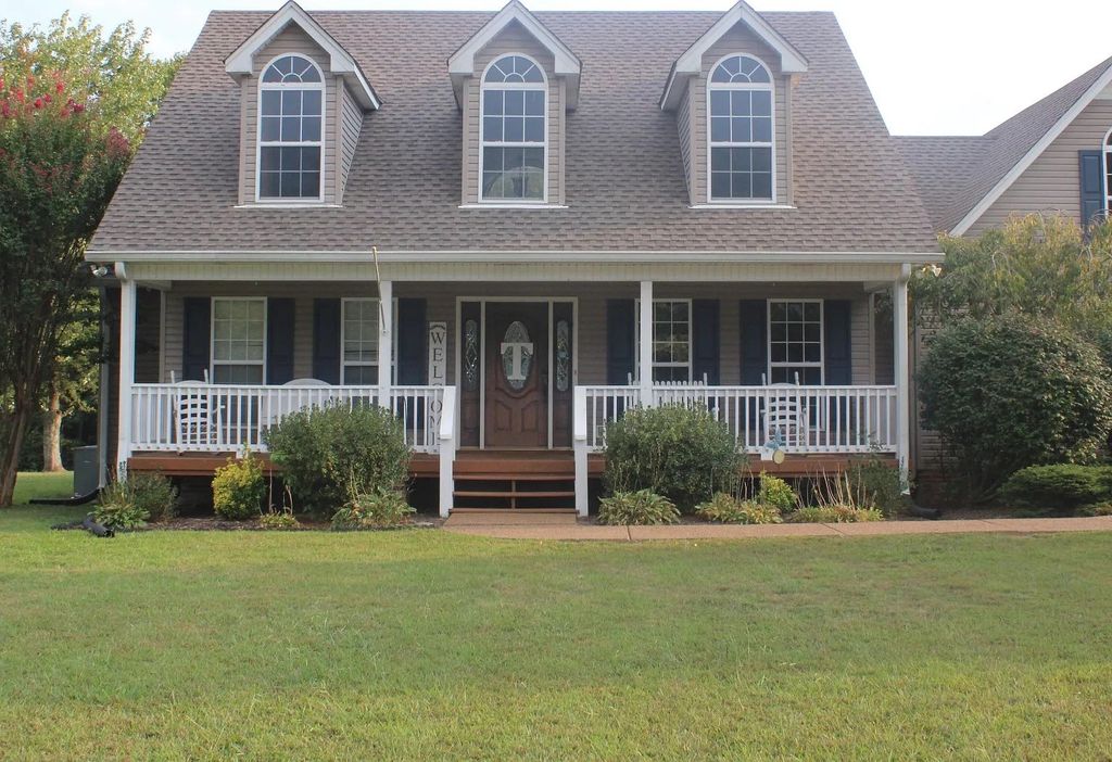 280 Switchboard Rd, Portland, TN 37148