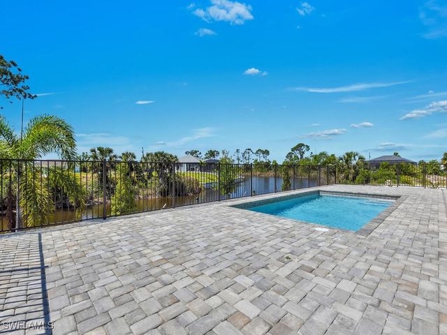 3624 NW 38th TER, Cape Coral, FL 33993