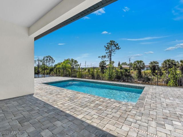 3624 NW 38th TER, Cape Coral, FL 33993