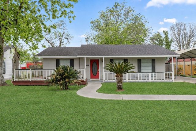 1921 Foote Street, Wharton, TX 77488
