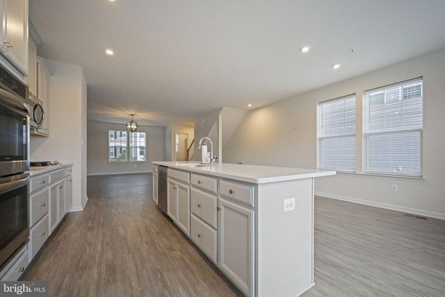 43901 EUCALYPTUS WAY, California, MD 20619