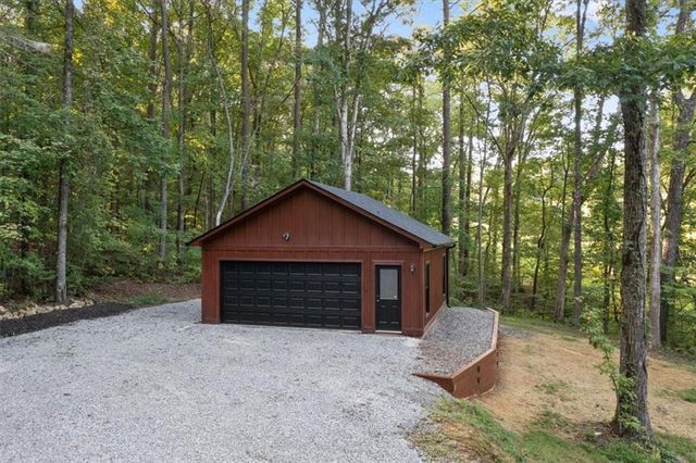 580 Twin Mountain Lake Circle, Talking Rock, GA 30175