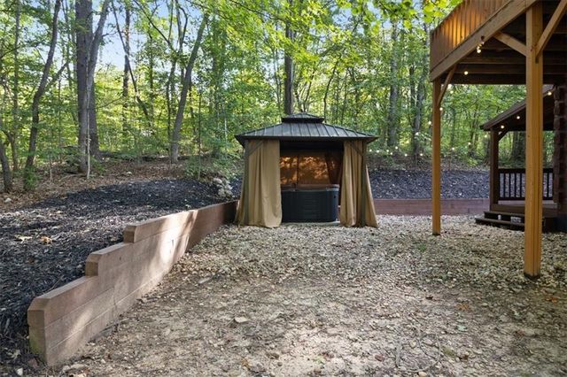 580 Twin Mountain Lake Circle, Talking Rock, GA 30175