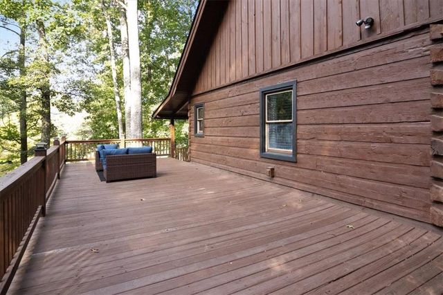 580 Twin Mountain Lake Circle, Talking Rock, GA 30175