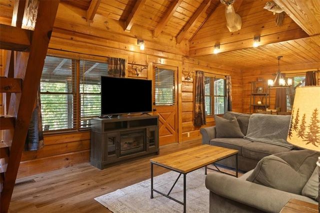 580 Twin Mountain Lake Circle, Talking Rock, GA 30175