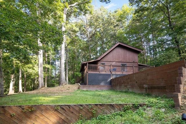 580 Twin Mountain Lake Circle, Talking Rock, GA 30175