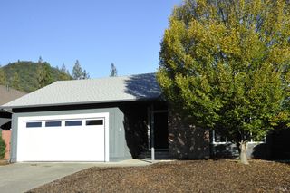330 Orchard St, Healdsburg, CA 95448