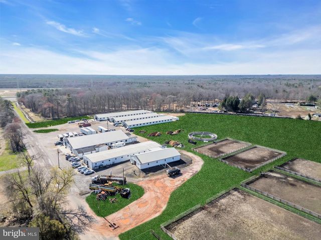 935 LAKEWOOD FARMINGDALE ROAD, Howell, NJ 07731