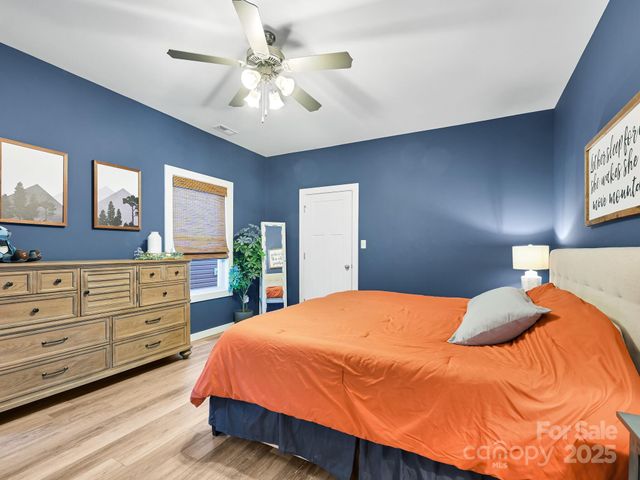 28 Sage Crest Loop, Weaverville, NC 28787