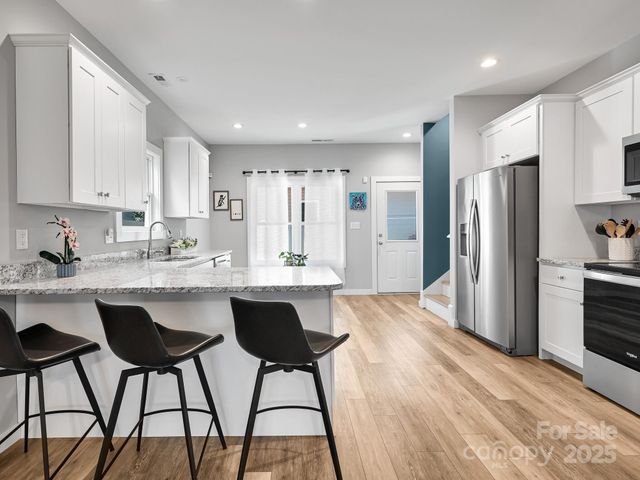 28 Sage Crest Loop, Weaverville, NC 28787