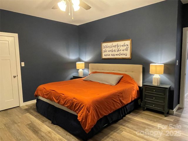 28 Sage Crest Loop, Weaverville, NC 28787