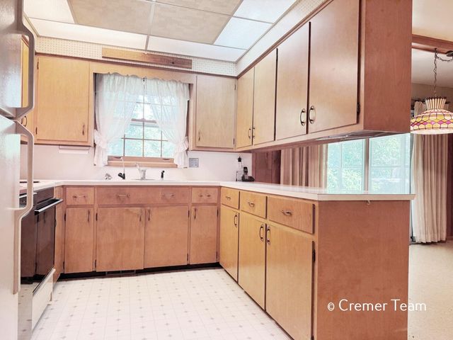 9068 Victor Avenue, Jenison, MI 49428