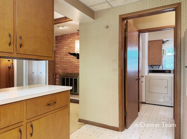 9068 Victor Avenue, Jenison, MI 49428