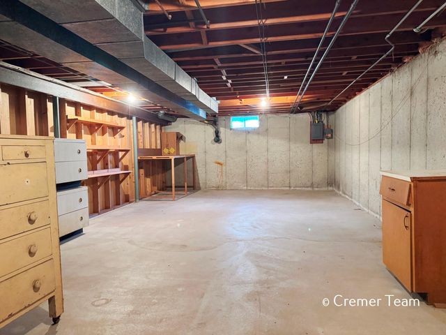 9068 Victor Avenue, Jenison, MI 49428
