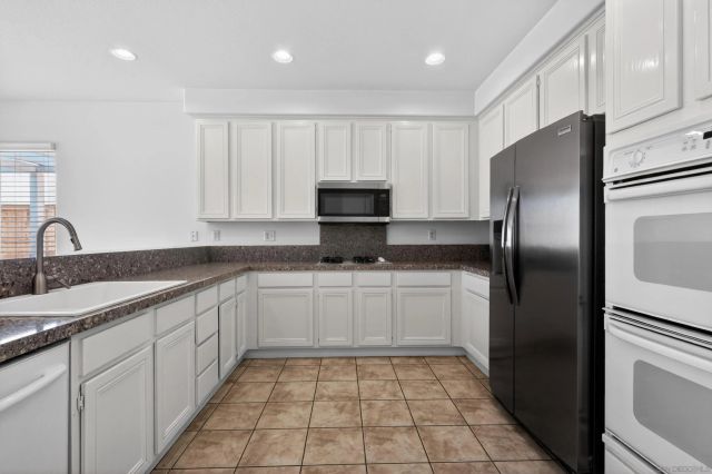 1432 Belmont Park Road, Oceanside, CA 92057
