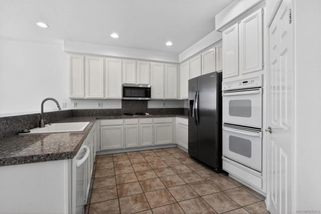 1432 Belmont Park Road, Oceanside, CA 92057