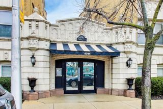 4240 N Clarendon Avenue 405N, Chicago, IL 60613