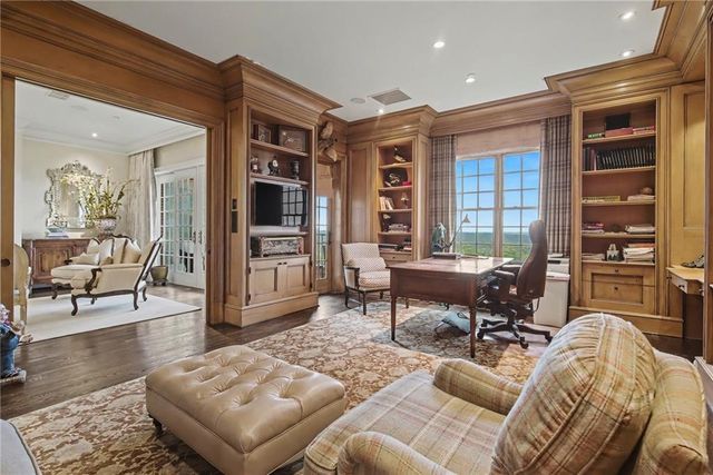 3657 Peachtree NE Road 9A, Atlanta, GA 30319