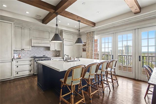 3657 Peachtree NE Road 9A, Atlanta, GA 30319