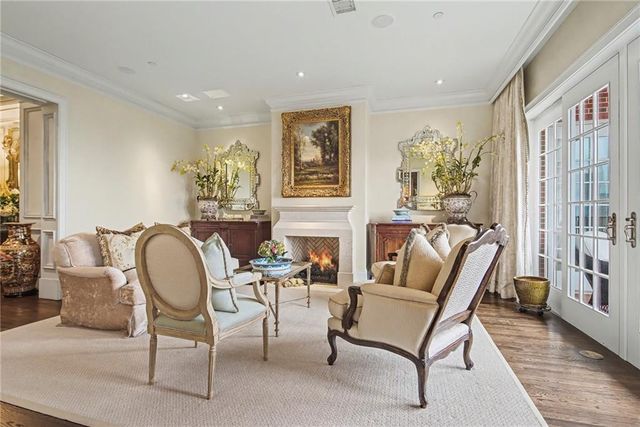 3657 Peachtree NE Road 9A, Atlanta, GA 30319