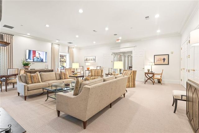 3657 Peachtree NE Road 9A, Atlanta, GA 30319