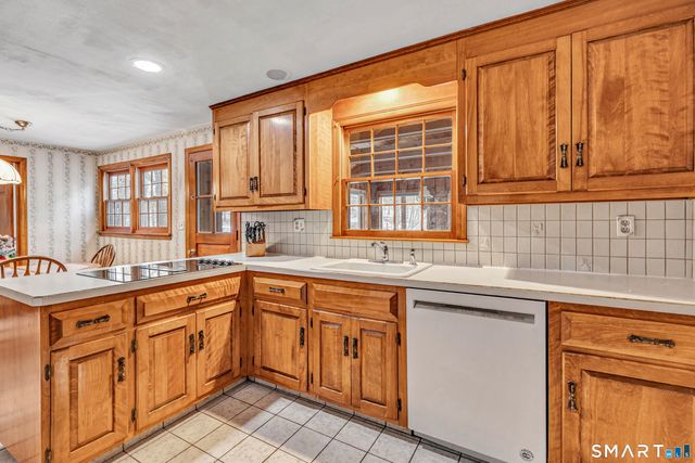 83 Seeley Road, Trumbull, CT 06611