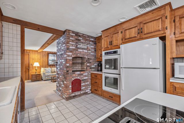 83 Seeley Road, Trumbull, CT 06611