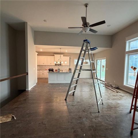 2121 Greenfield Point, Kearney, MO 64060